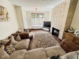 Lounge- click for photo gallery